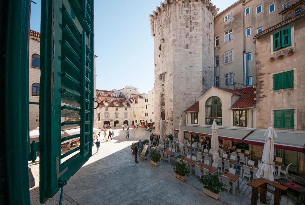Tower Square Apartments Split Cameră foto
